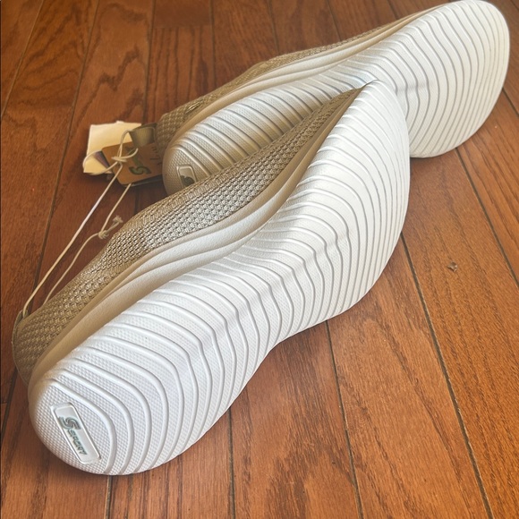 Sketchers sport in gray with memory foam - Picture 5 of 6